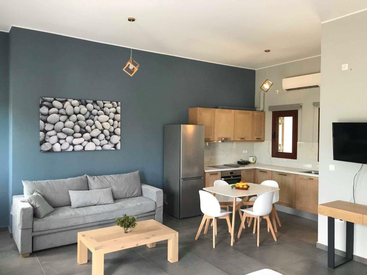 Light Blue Studios 2 Poúlithra 外观 照片